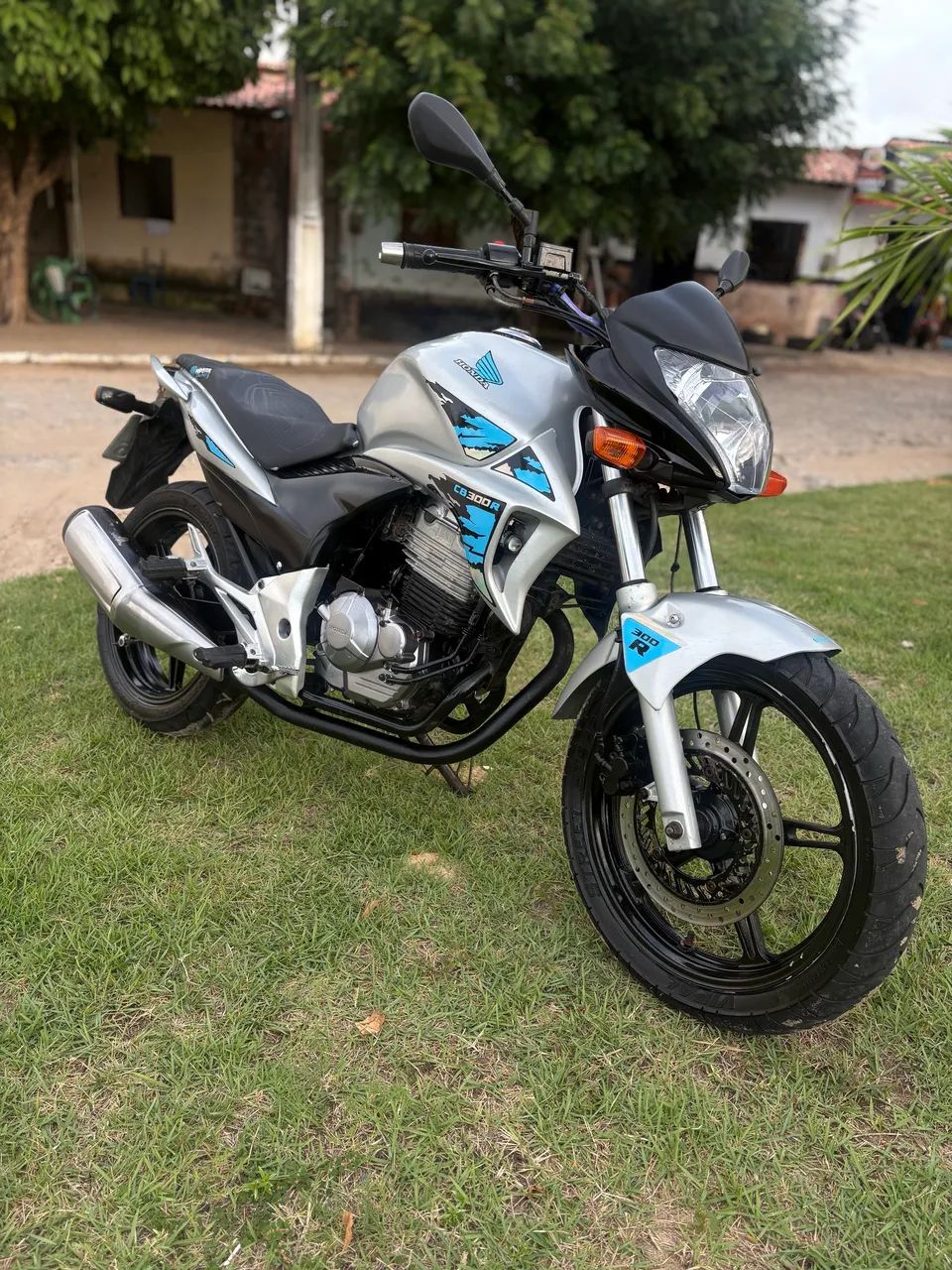 Cb 300R - Foto 4