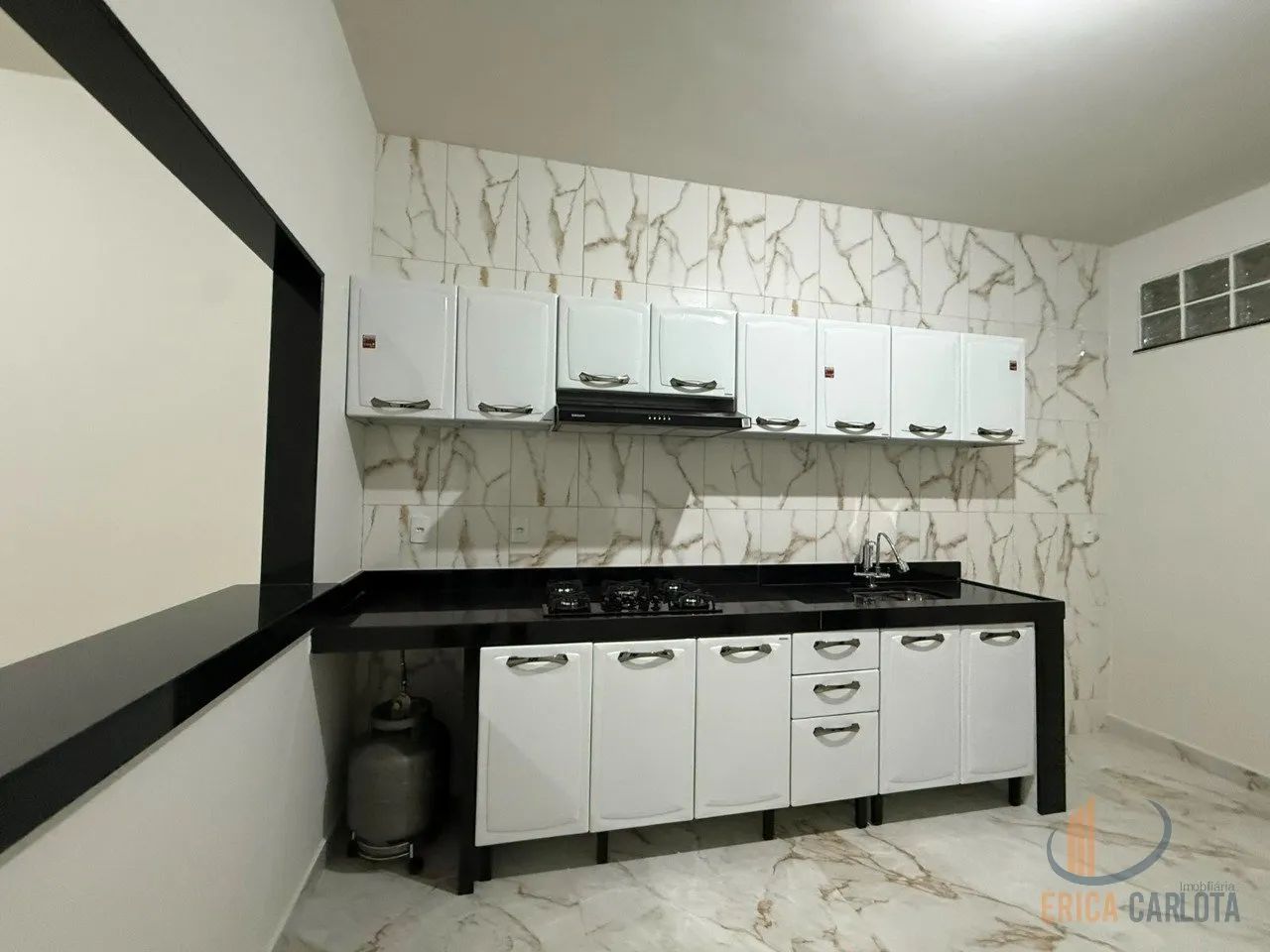 Kitnet para locação com 01 quarto no Centro Conselheiro Lafaiete MG