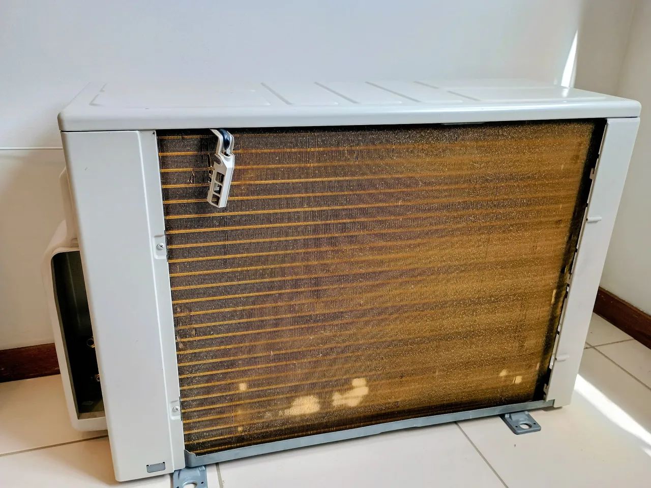 Ar condicionado split LG 18000 BTUs  - Foto 3