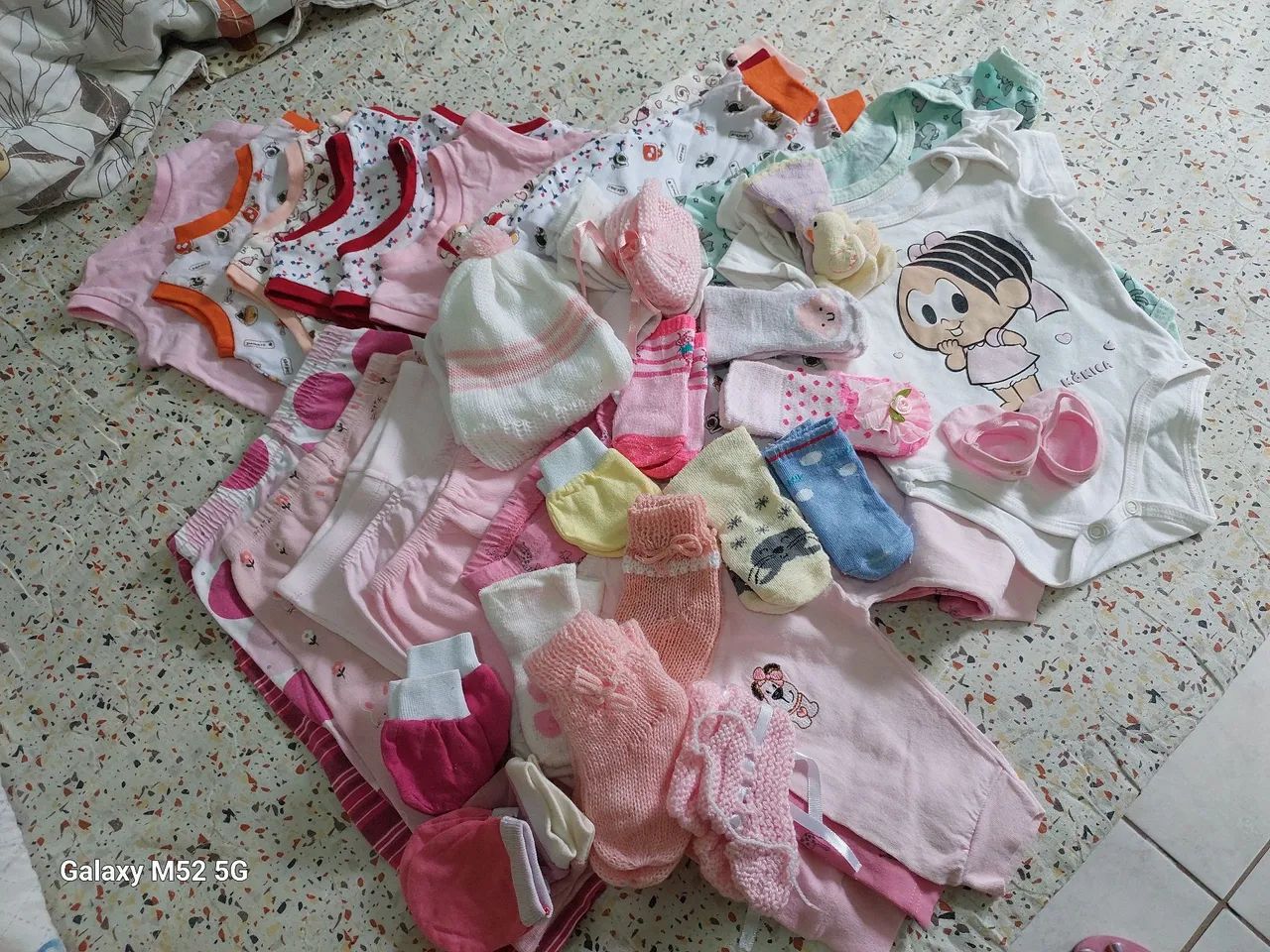 Selling newborn baby clothes