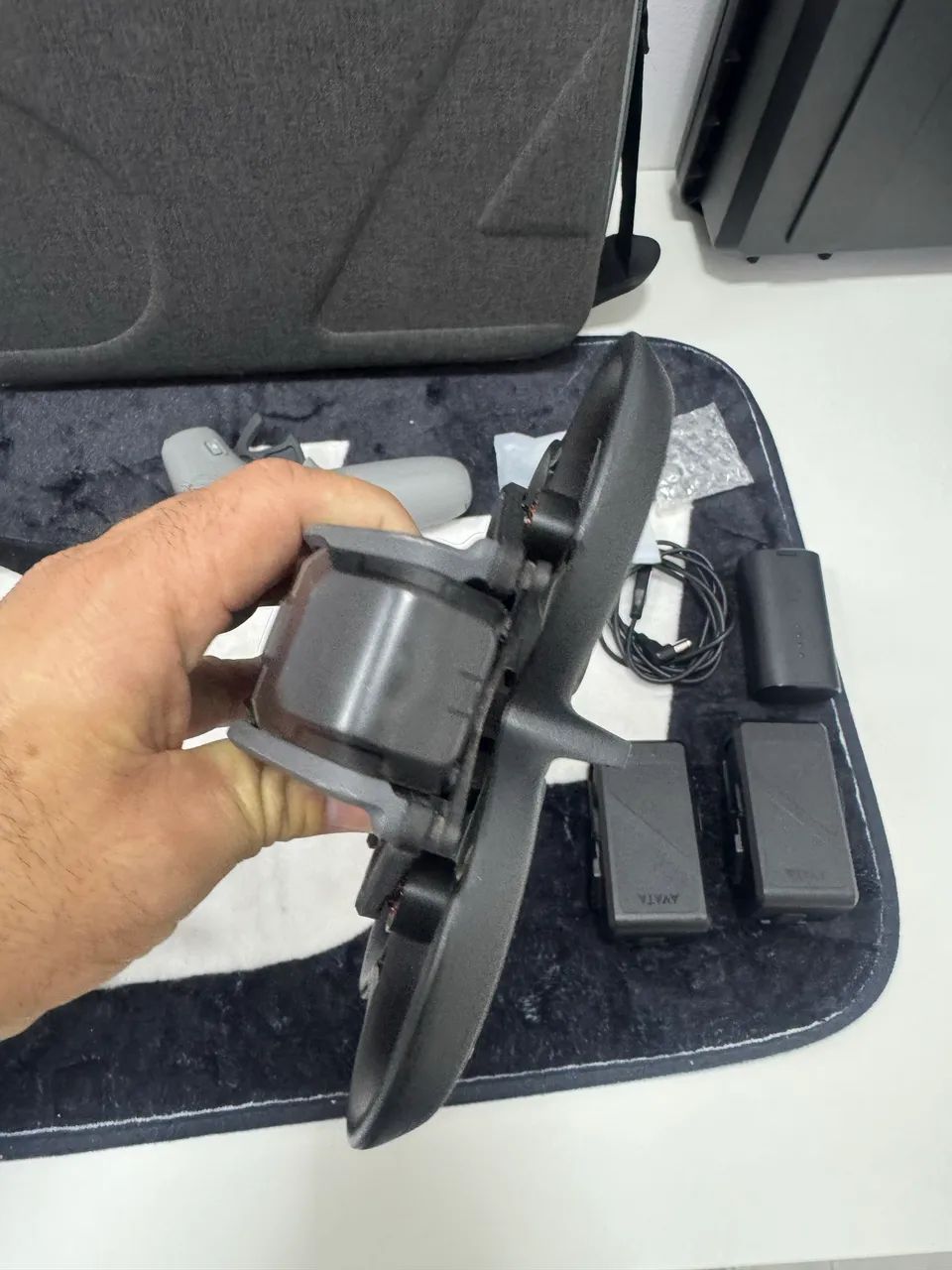 Dji Avata 1 combo  - Foto 3