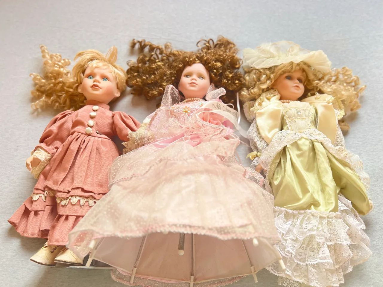 Bonecas de porcelana 