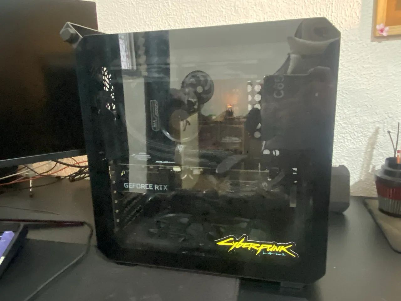 Gabinete cooler master Qube 500 