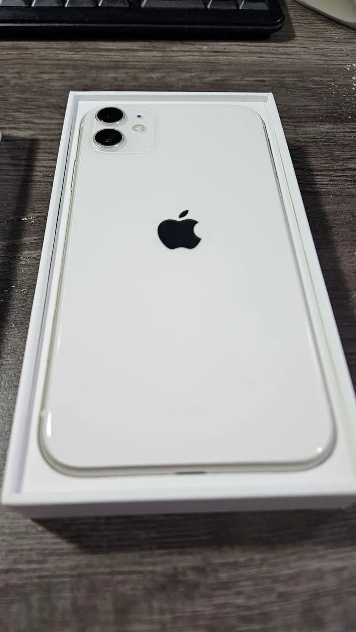 iPhone 11 Branco - 64GB - Foto 3