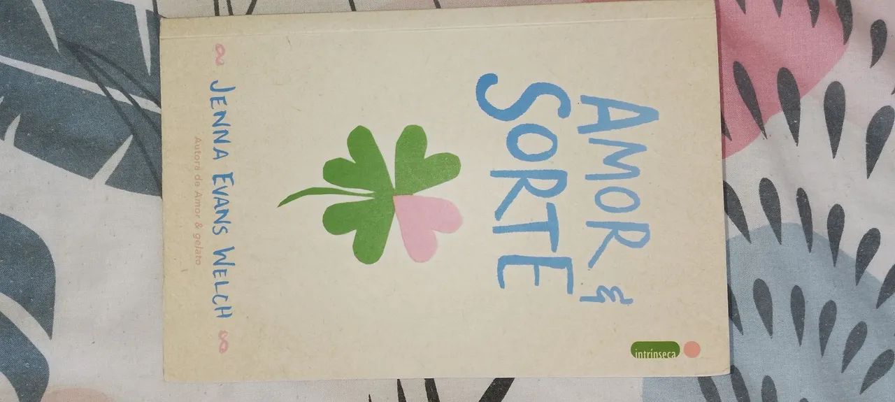 Livro Amor e Sorte - Foto 2