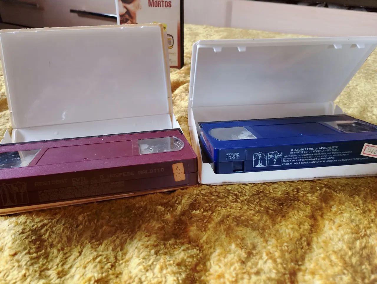 Resident evil 1 e residente evil 2 em vhs original - Foto 3