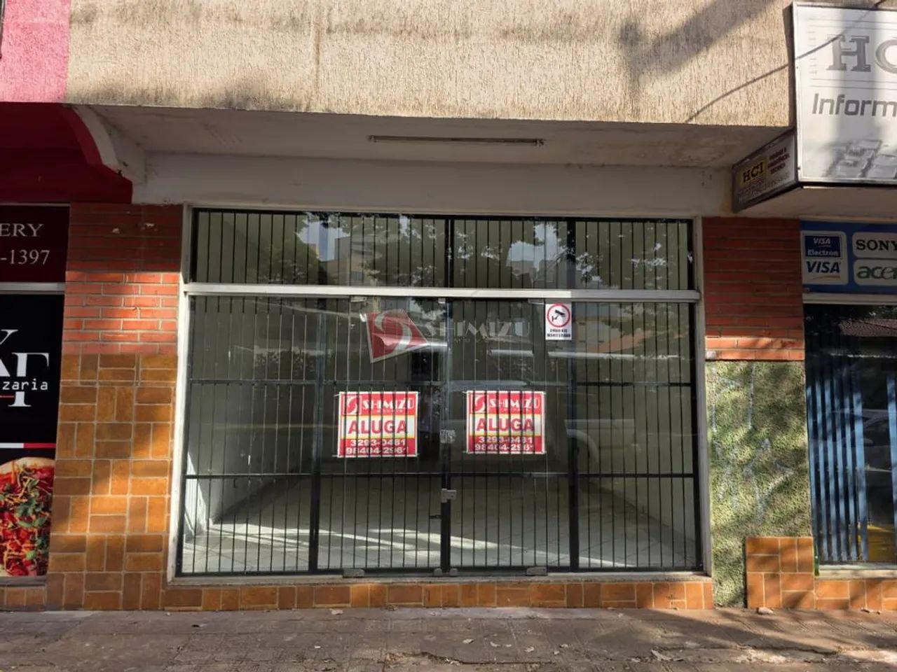 Sala para alugar em Maringá, Zona 07, com 40 m²