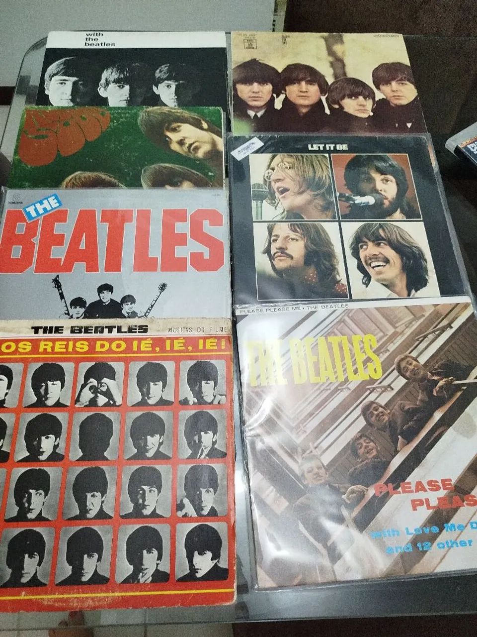 Lote com 7 vinis dos Beatles  - Foto 2