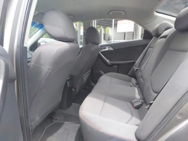 Cerato Extra Promoção. 1.6 16V Aut. 2010/11. Muito novo. Raridade. Sem detalhes. - Foto 3