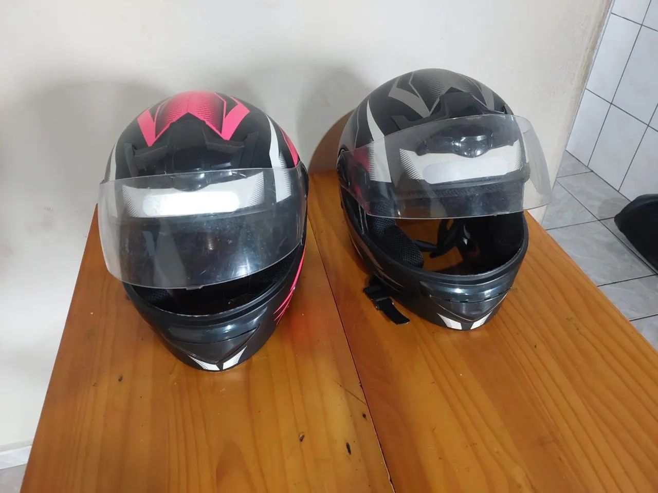 2 Capacetes MIXs MX5 - 58 e 60 - Foto 2