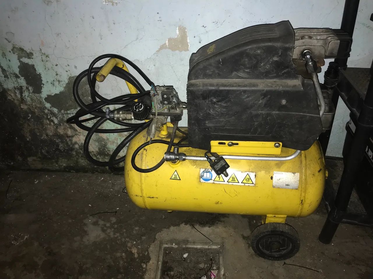 Compressor PRESSURE 110V 24litros - Foto 2