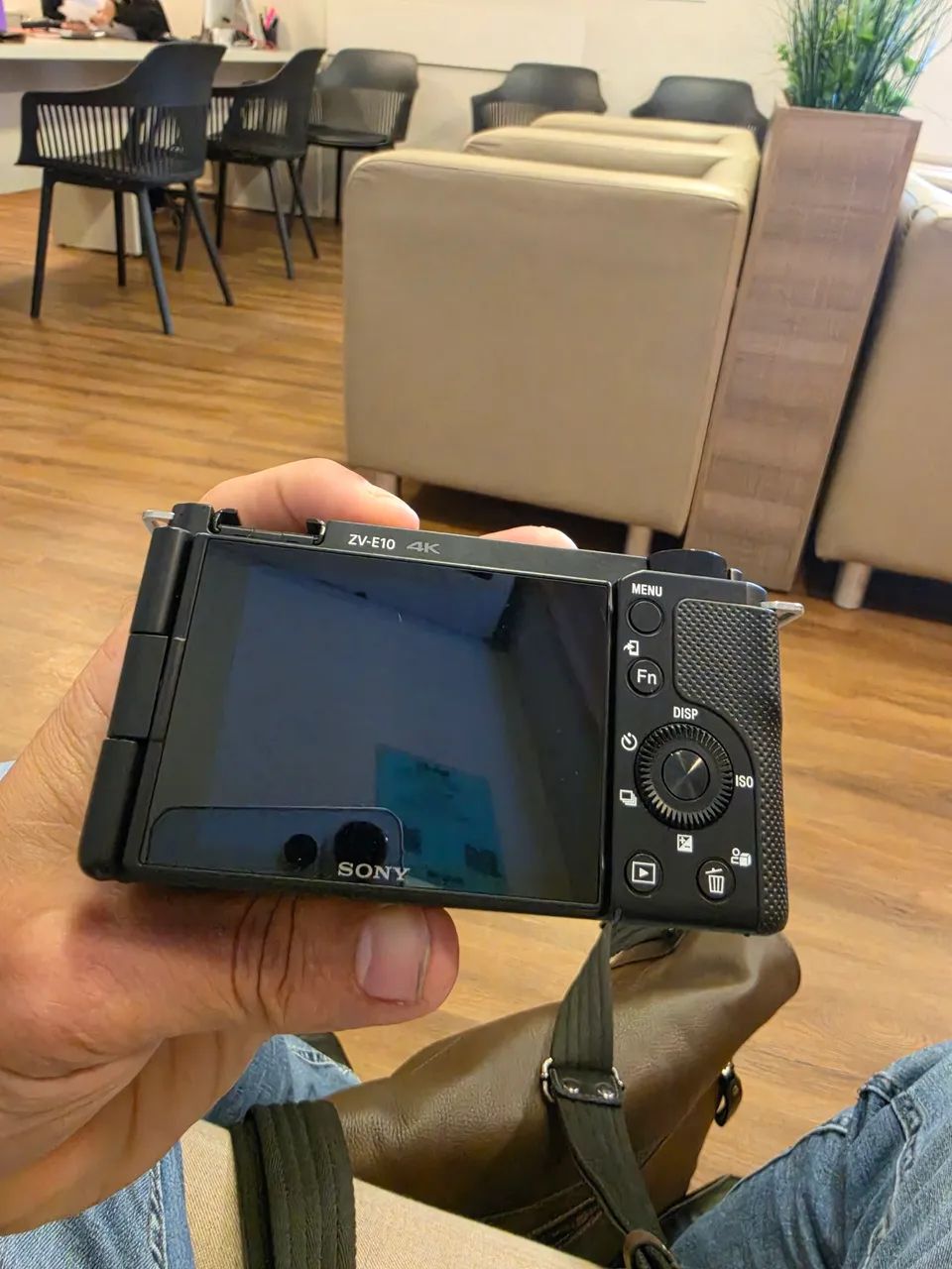 CAMERA SONY ZV-E10 - Foto 2
