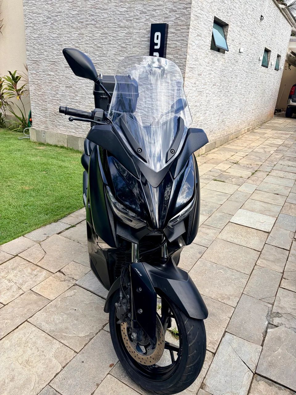 Yamaha Xmax 2022