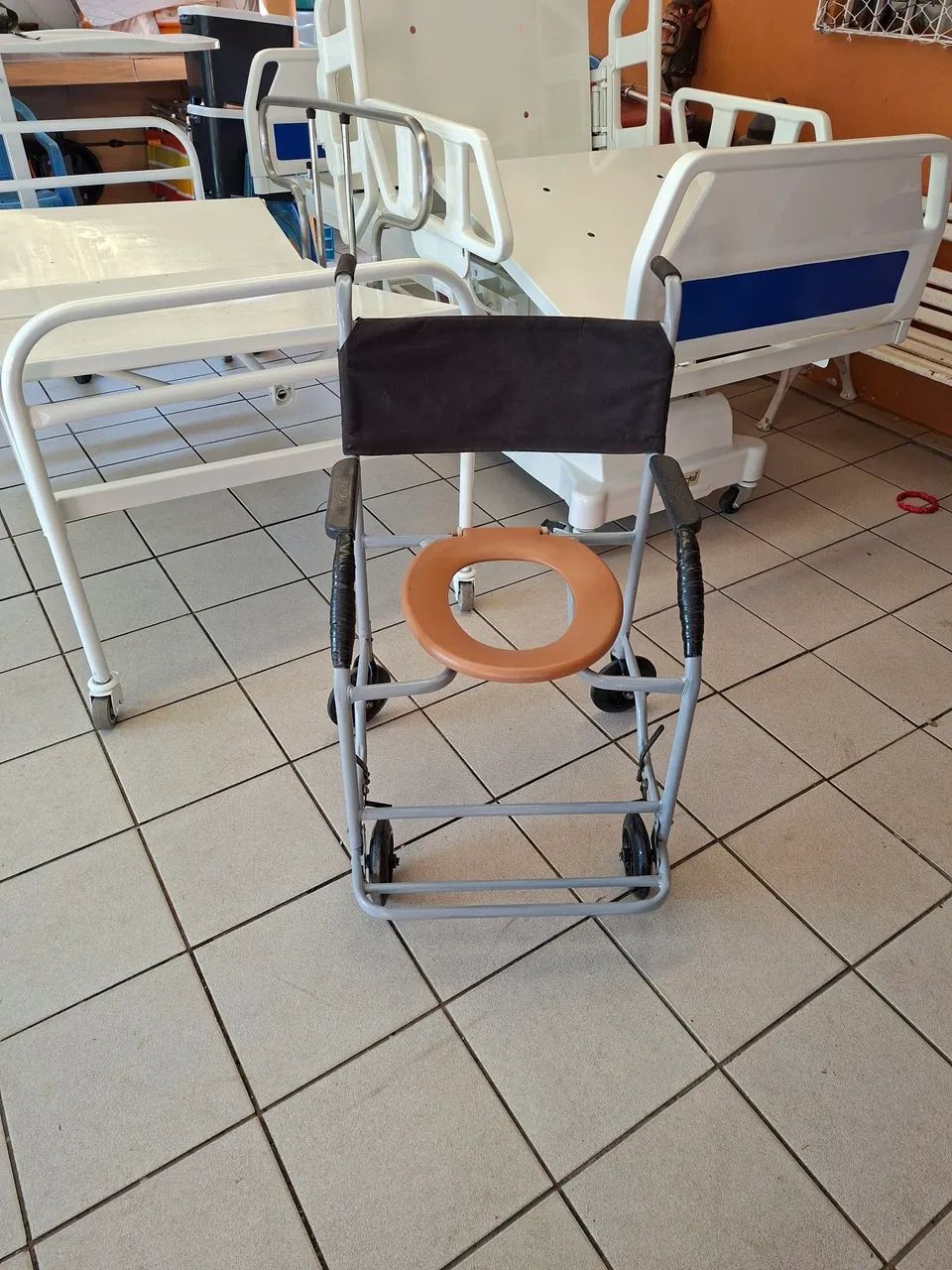 Cadeira de banho grande