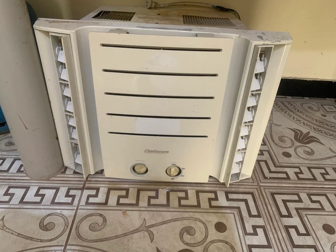 Ar-condicionado 110W