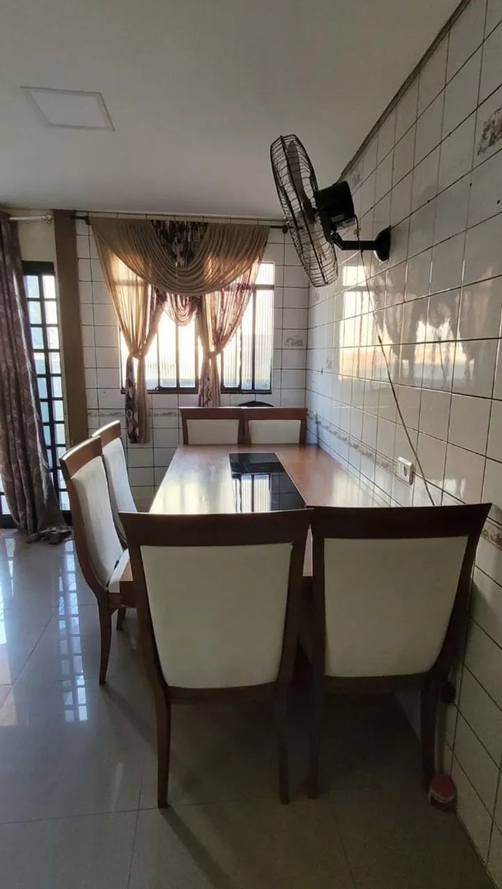 Mesa e cadeiras  - Foto 2