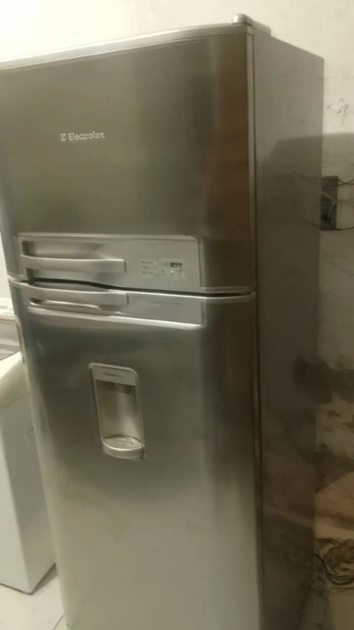 Geladeira eletrolux