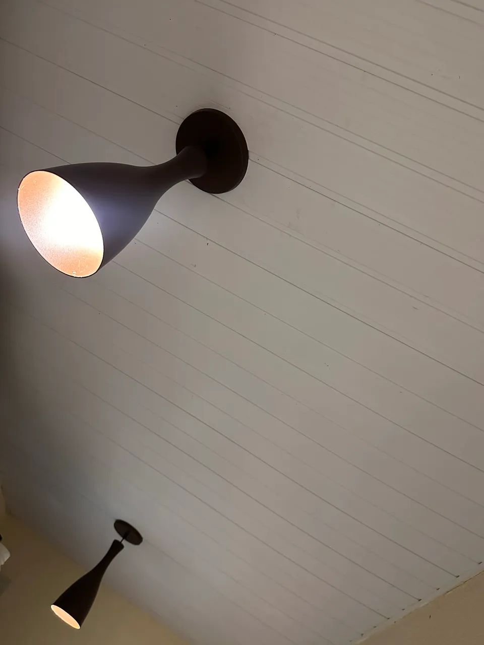 Luminária com lâmpada 