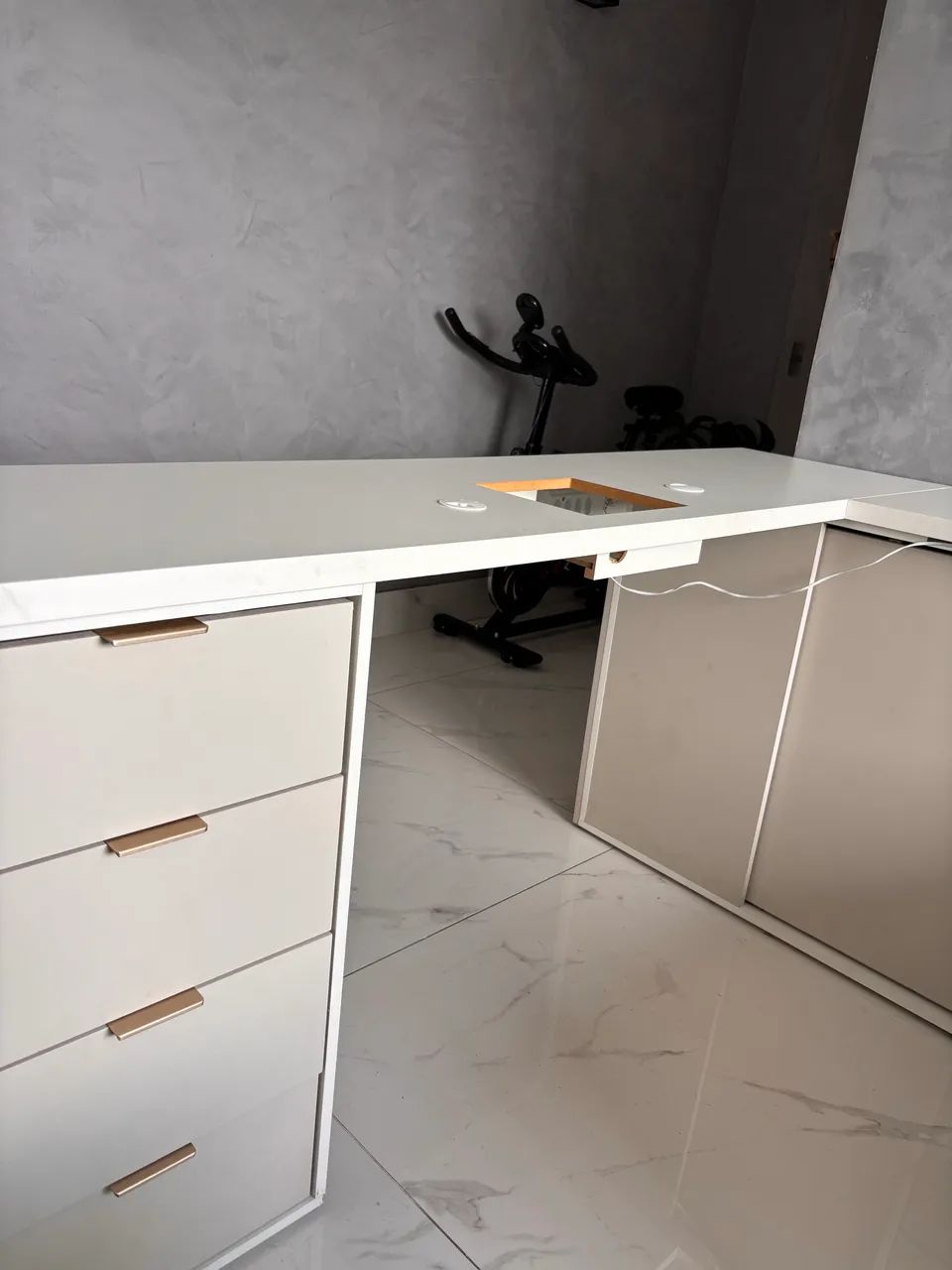 Mesa de manicure 