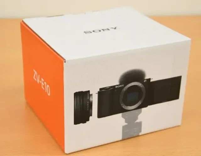 Câmera Sony ZVE10 + kit lente 16-50mm e audio (LACRADA) - Câmeras
