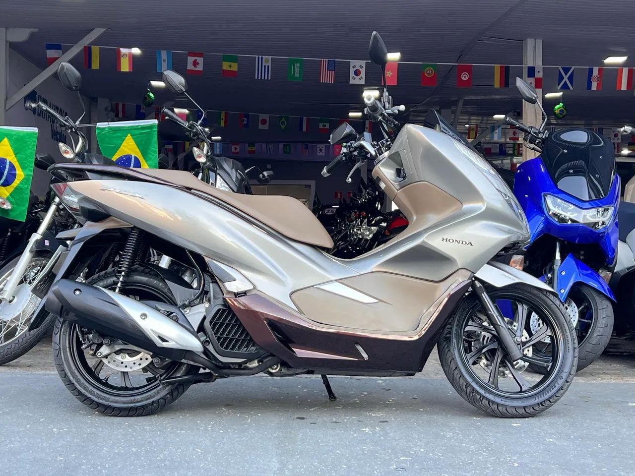 Pcx dlx 150 2022 - Foto 2