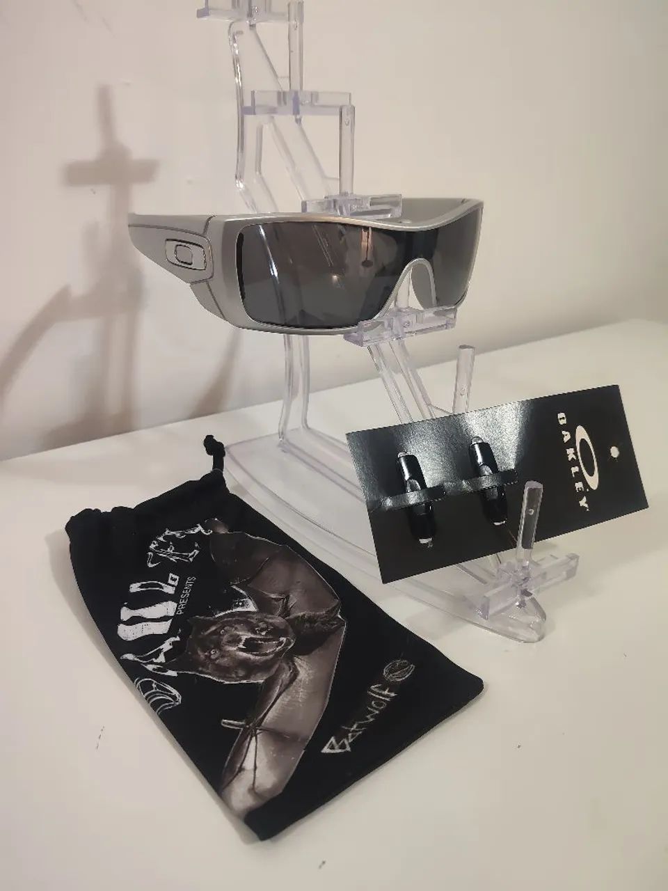 Óculos de sol Oakley Batwolf