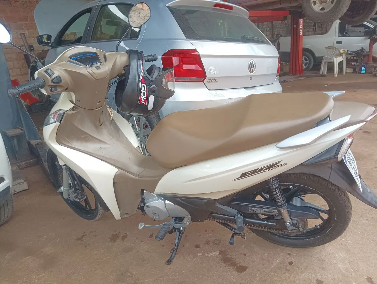 Vendo essa BIZ EX 2022 , peço bom,  - Foto 4