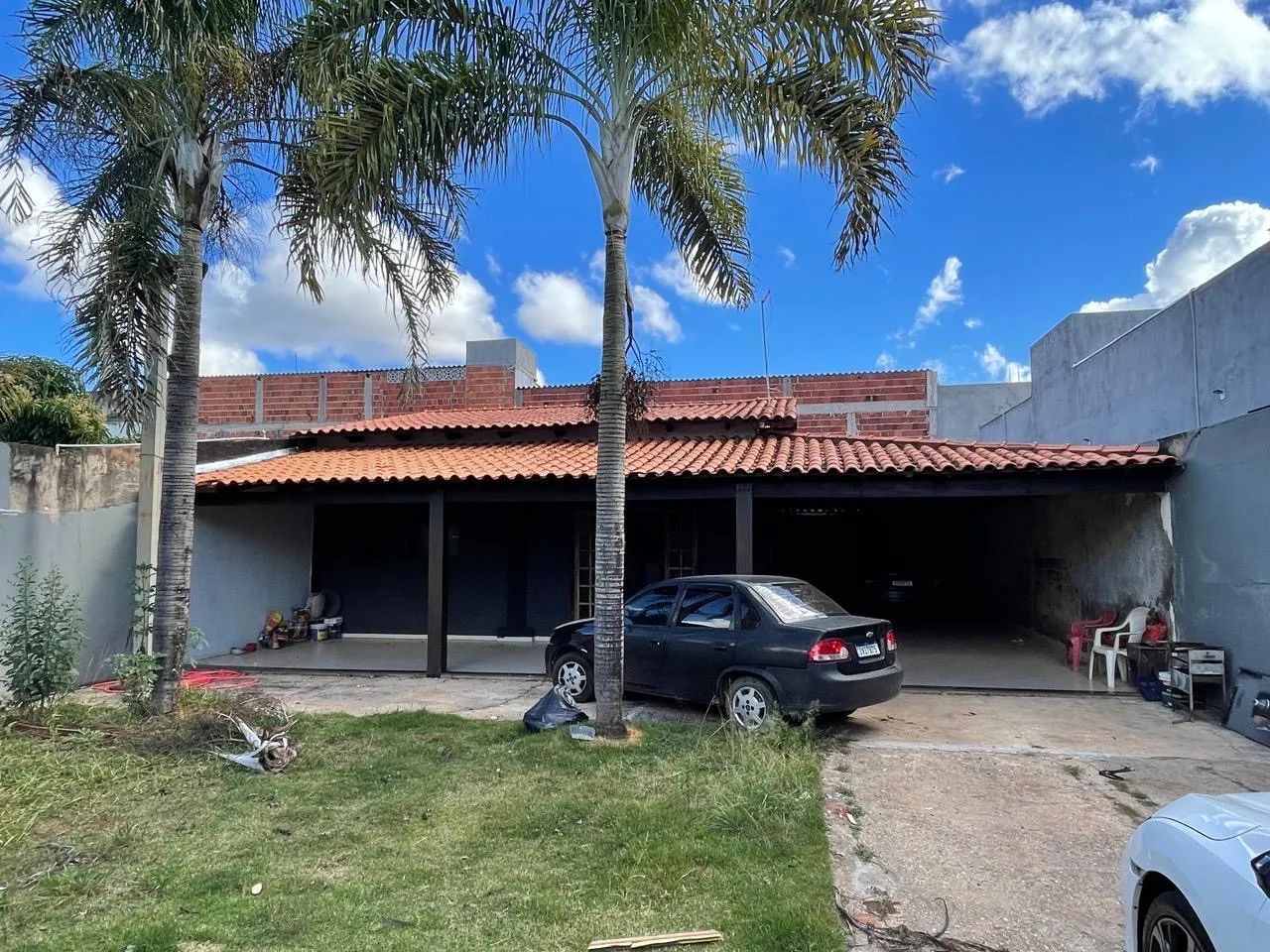 Casa condomínio Califórnia 400 mts