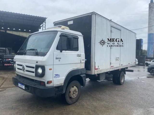 VW 8150 Delivery Baú