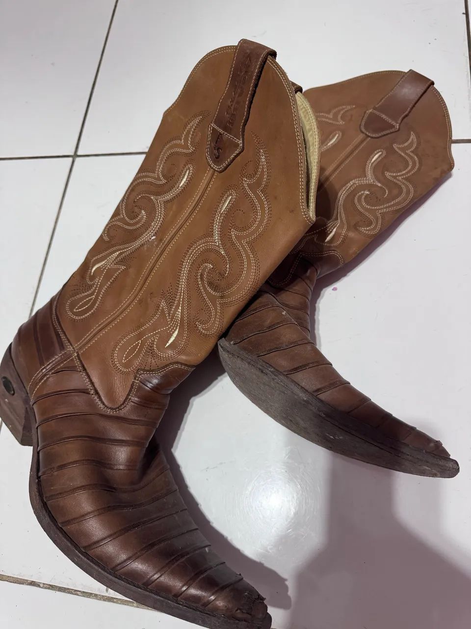 Bota em couro legítimo  - Foto 4