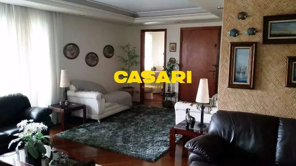 Apartamento 140m² - 4 dorm com suíte, centro próximo a Padaria Brasileira - Foto 2