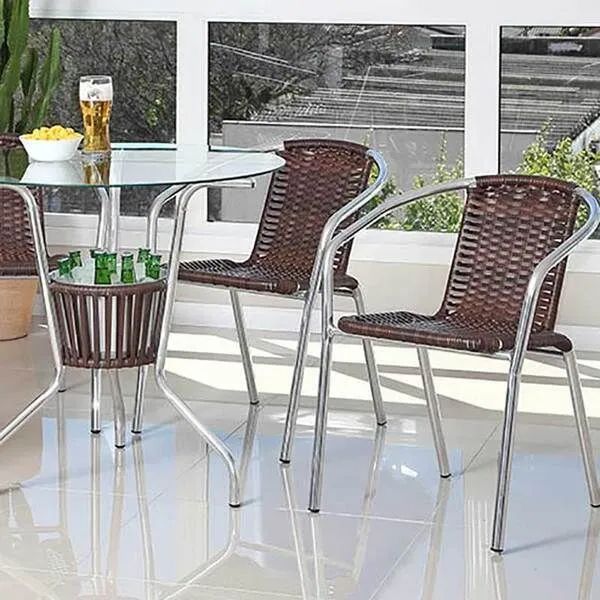 Conjunto de mesa,  02 cadeiras e balde de gelo - Foto 2