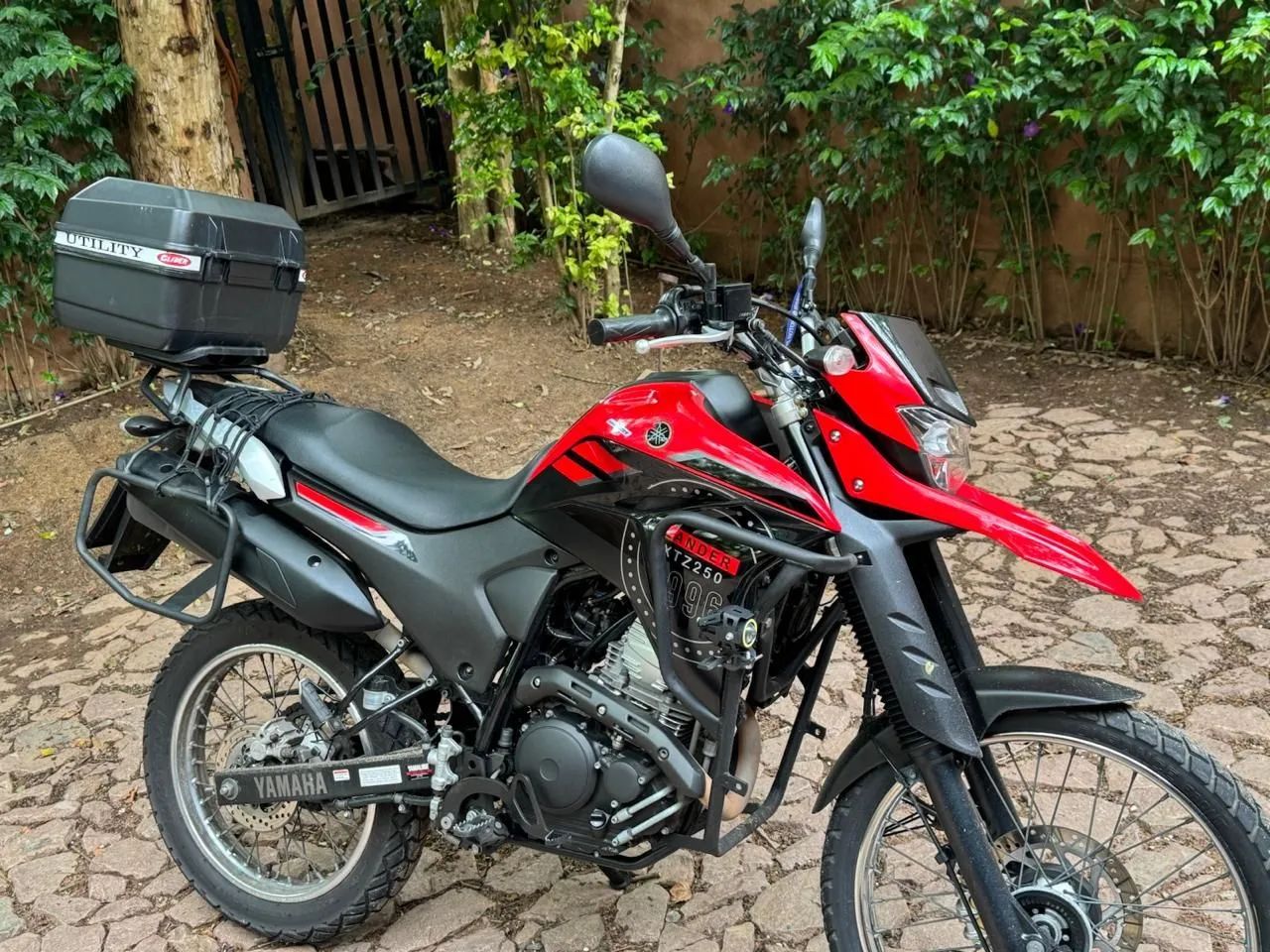 Lander 250 - Foto 2
