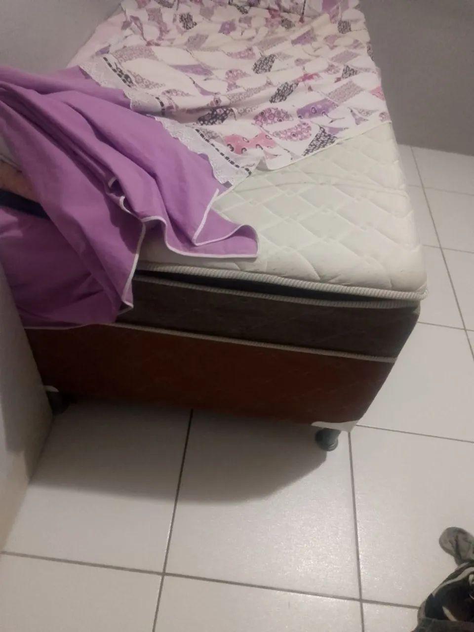Cama box de solteiro 
