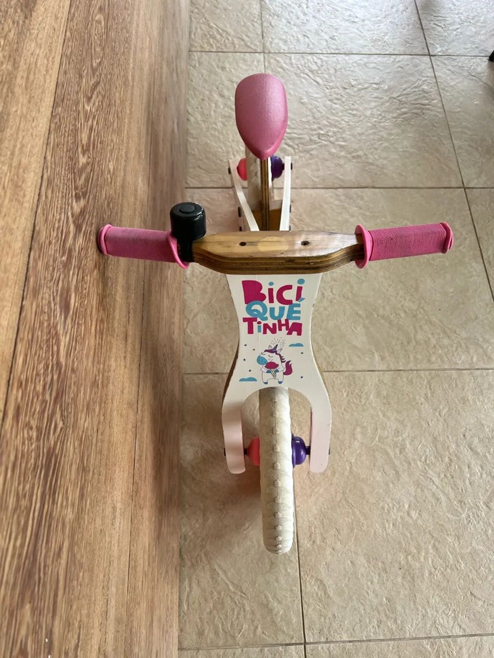 Bicicleta de equilíbrio infantil - madeira  - Foto 3