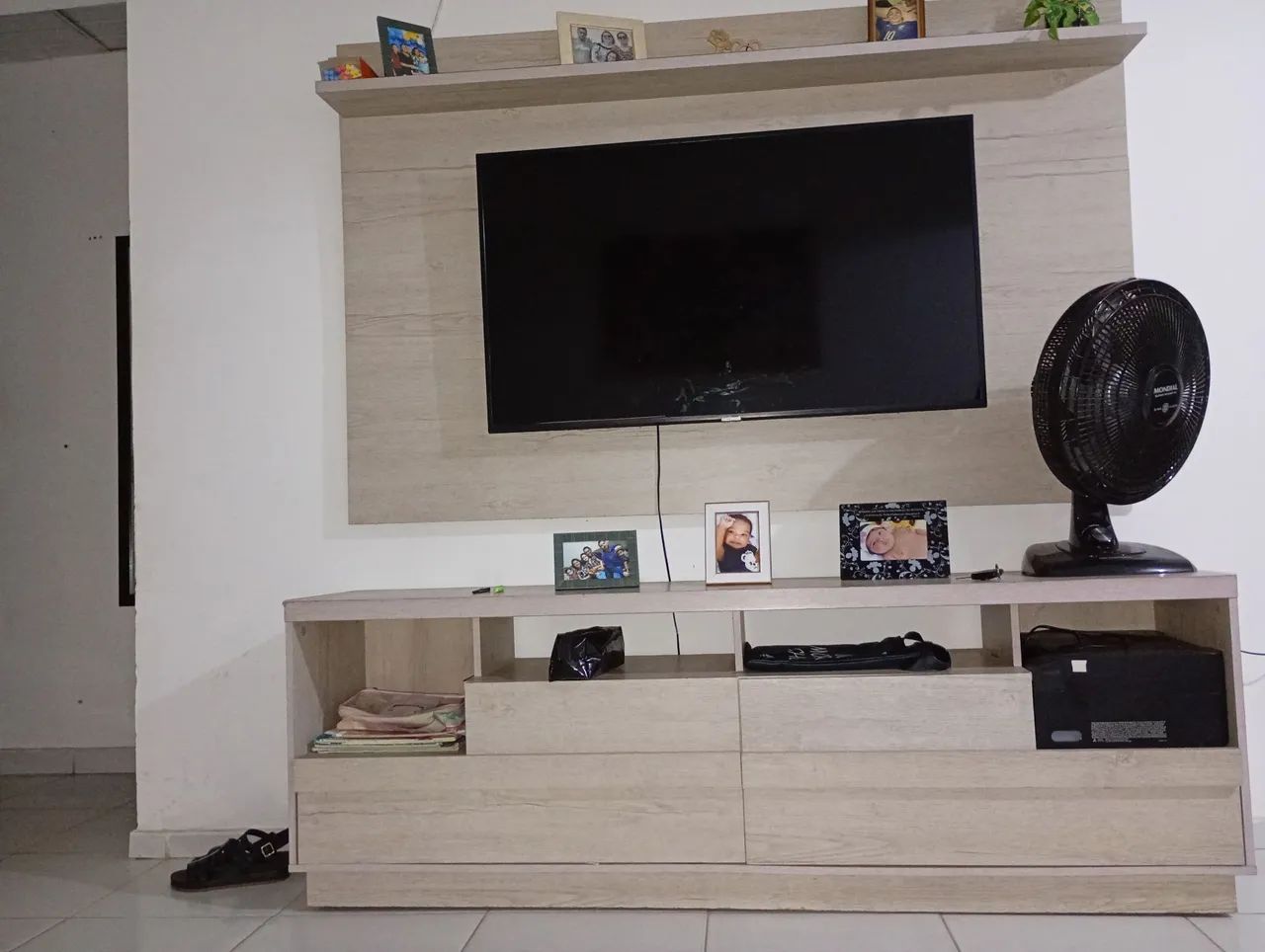 Rack com painel e cama box