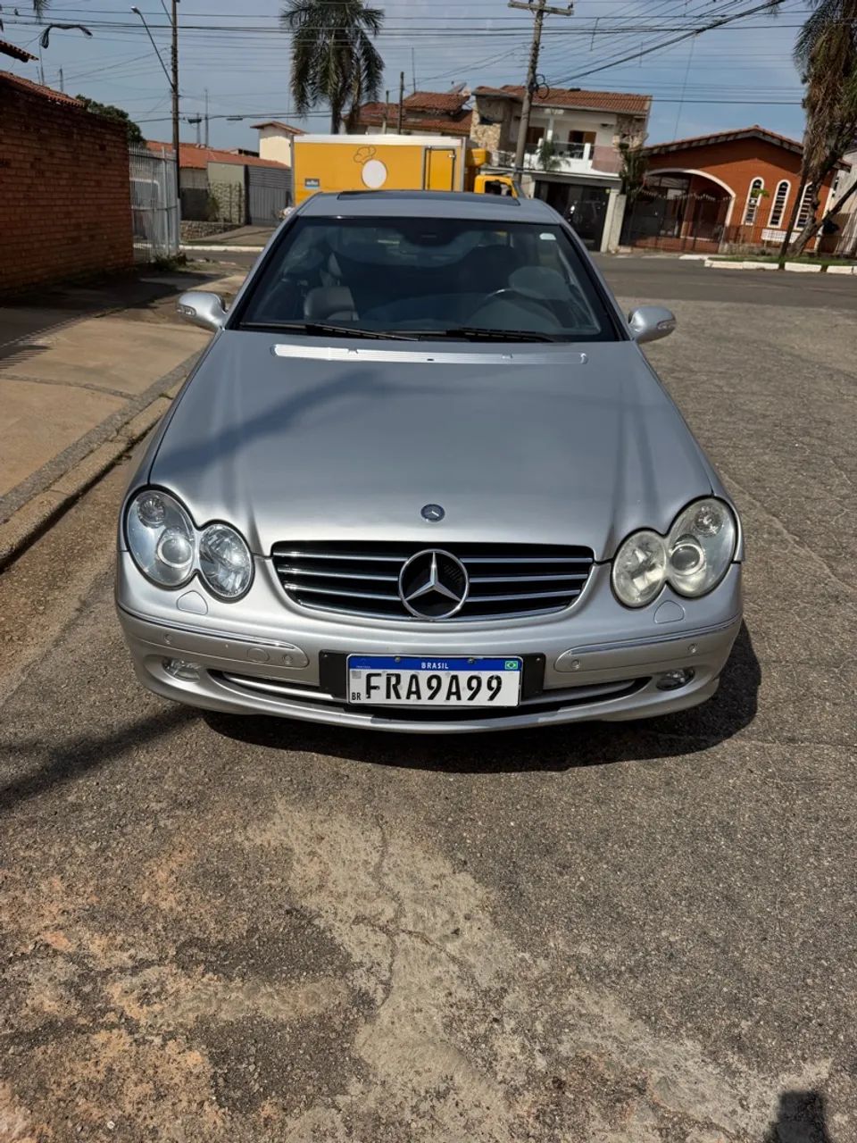 Mercedes-Benz CLK-320 Avantgarde 2005