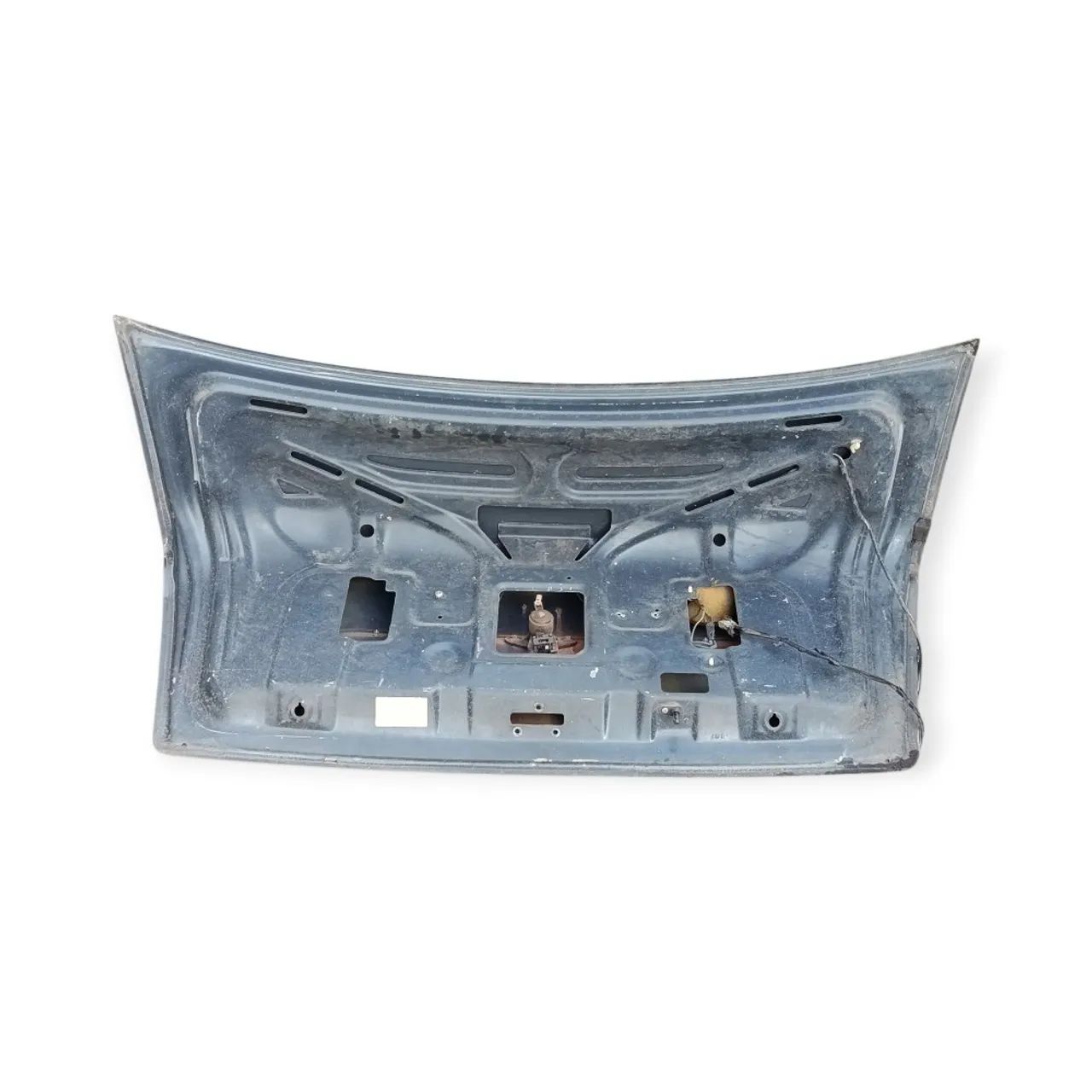 Tampa Traseira Gm Astra Sedan 1998 2002 - Peças para carros, vans