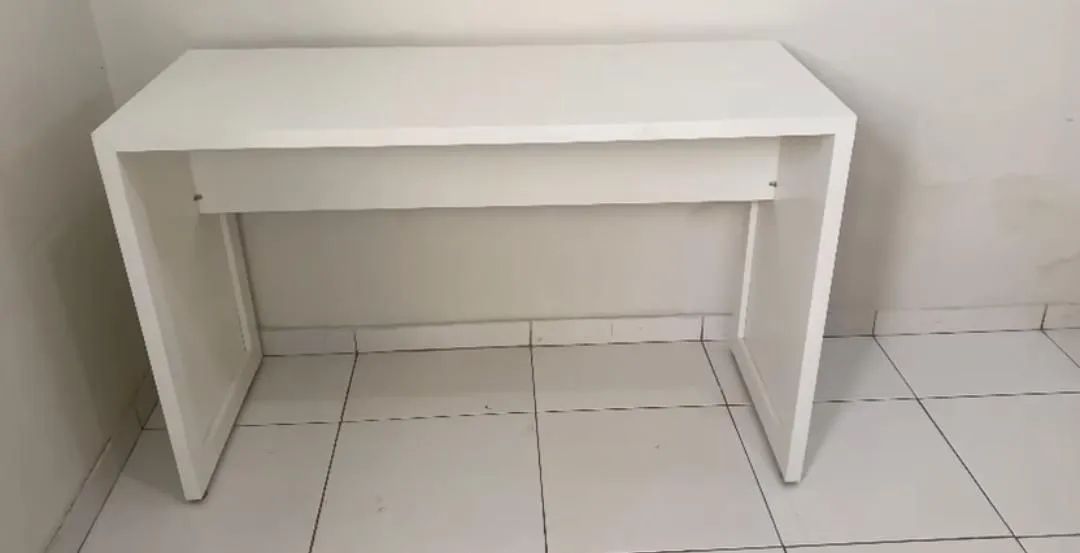 Mesa de estudos MDF
