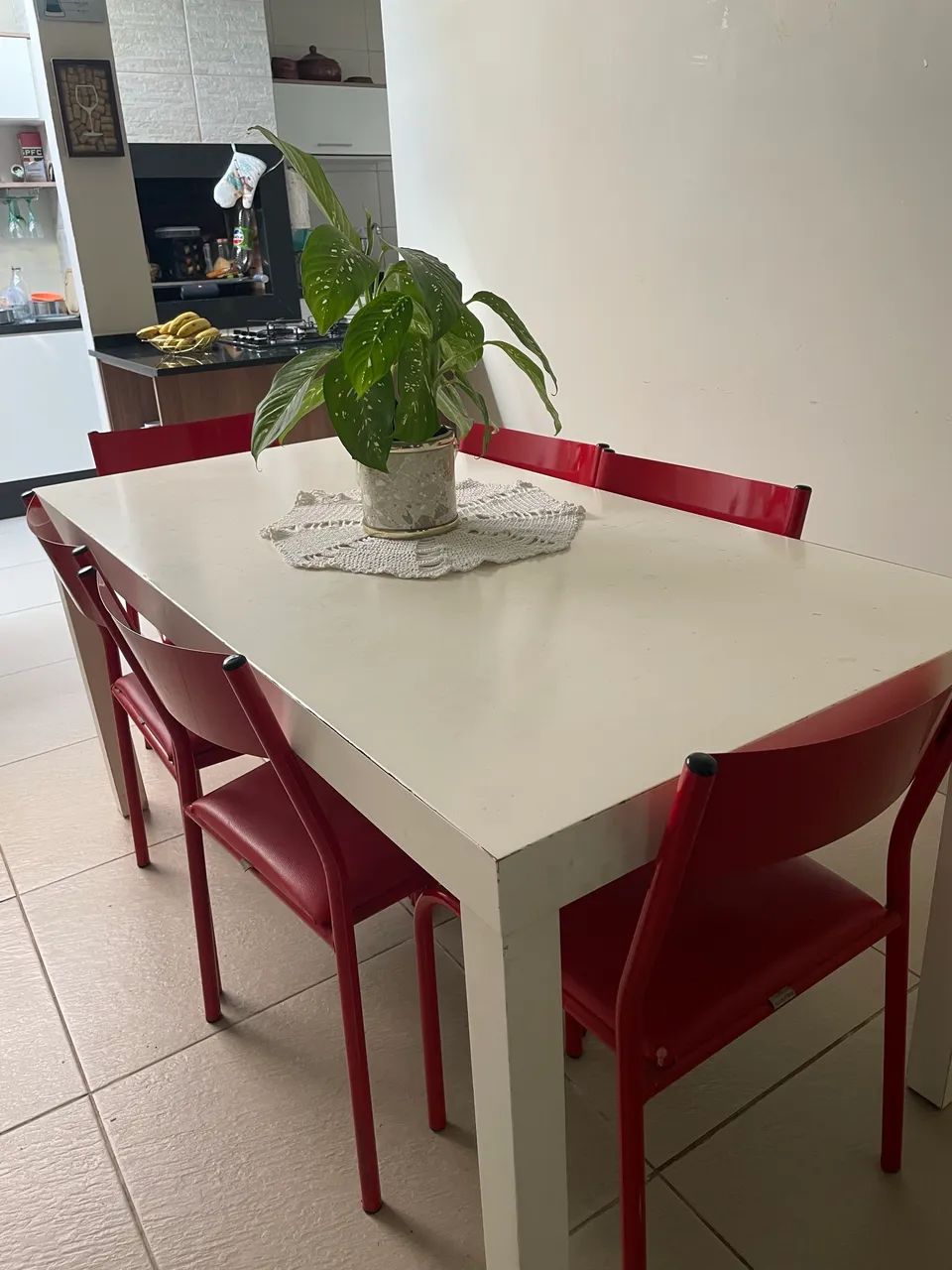 Mesa de jantar com seis cadeiras - Foto 2