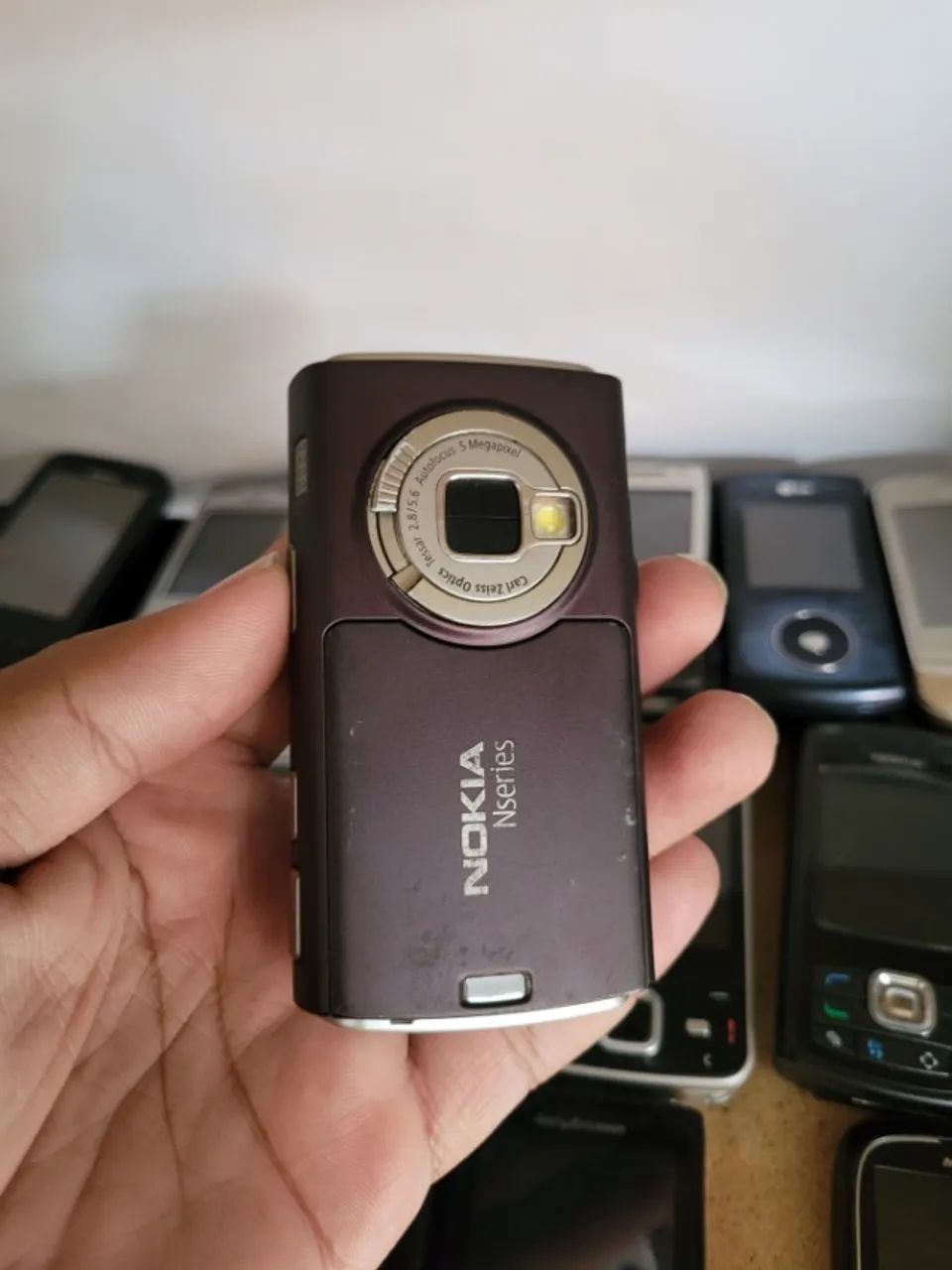 【美品】　Nokia N95 Nseries Nokia N95 Clássico Prata - Relíquia para Colecionadores - Item