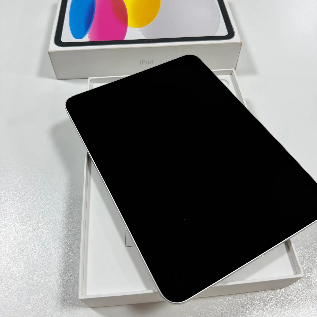 iPad A16 128GB - Seminovo