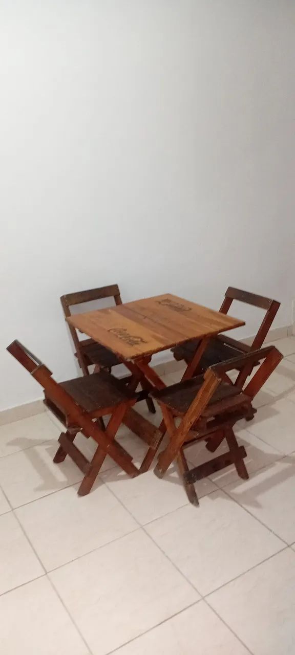 Mesa C/ 4 Cadeiras Dobráveis  - Foto 2