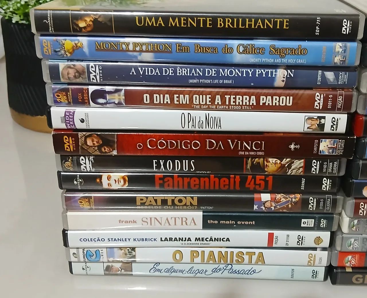Lote com 30 DVDs de filmes.  - Foto 5