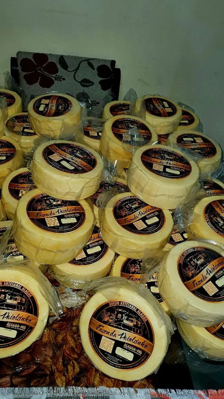 Vende-se queijo parmesão - Foto 2
