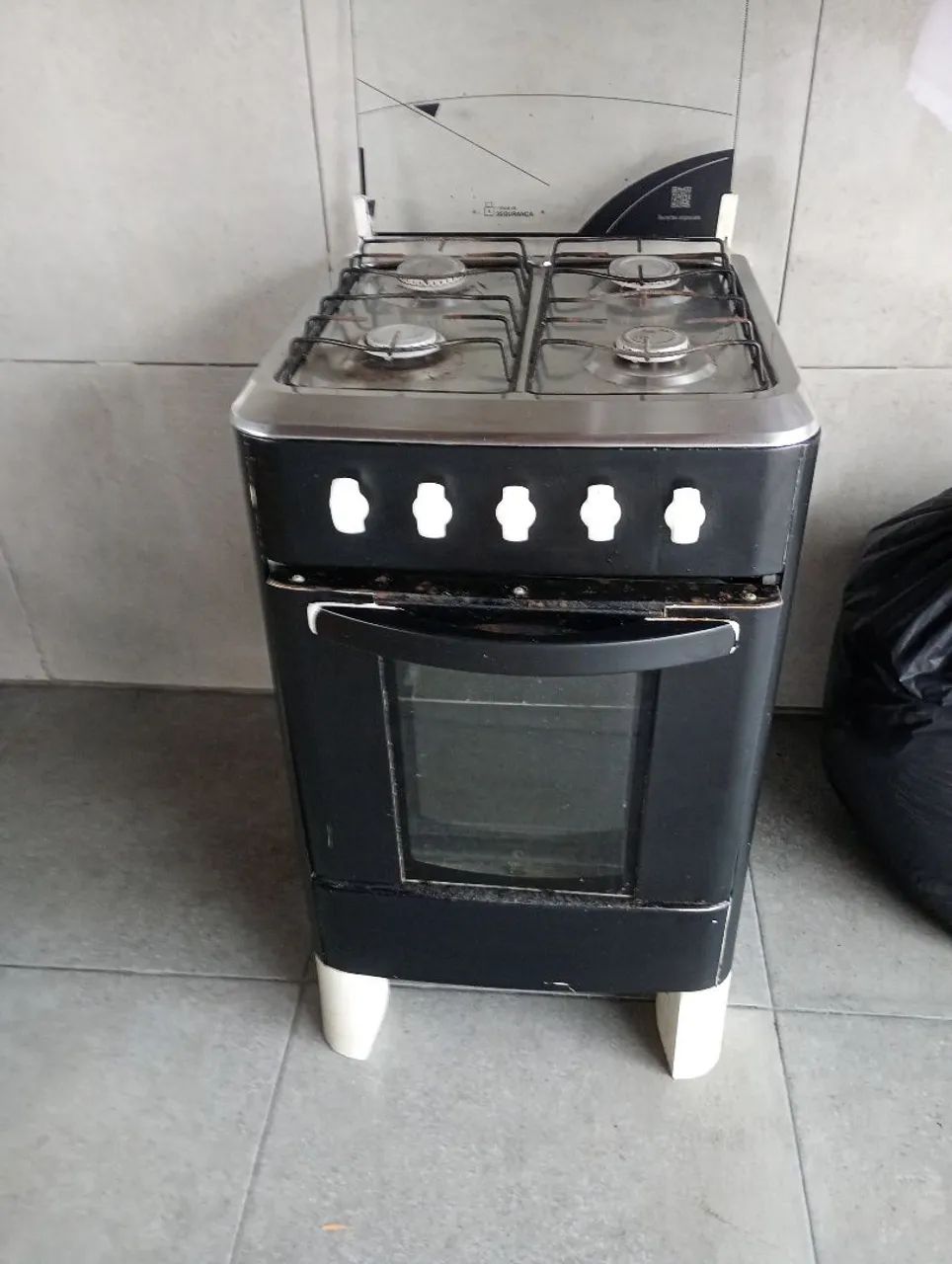 Fogão esmaltec simples mas funcionando tudo. - Foto 5