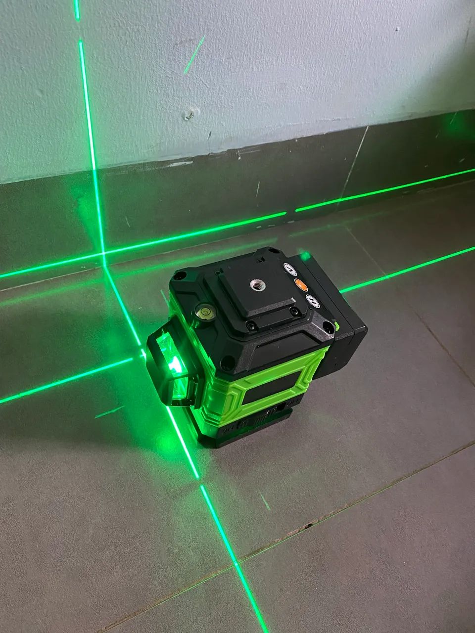 Nível a Laser 12 Linhas 360 Graus