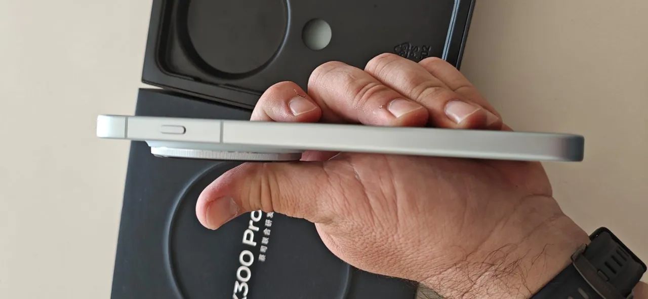 Vivo x300 pro 16/512 cn - Foto 3