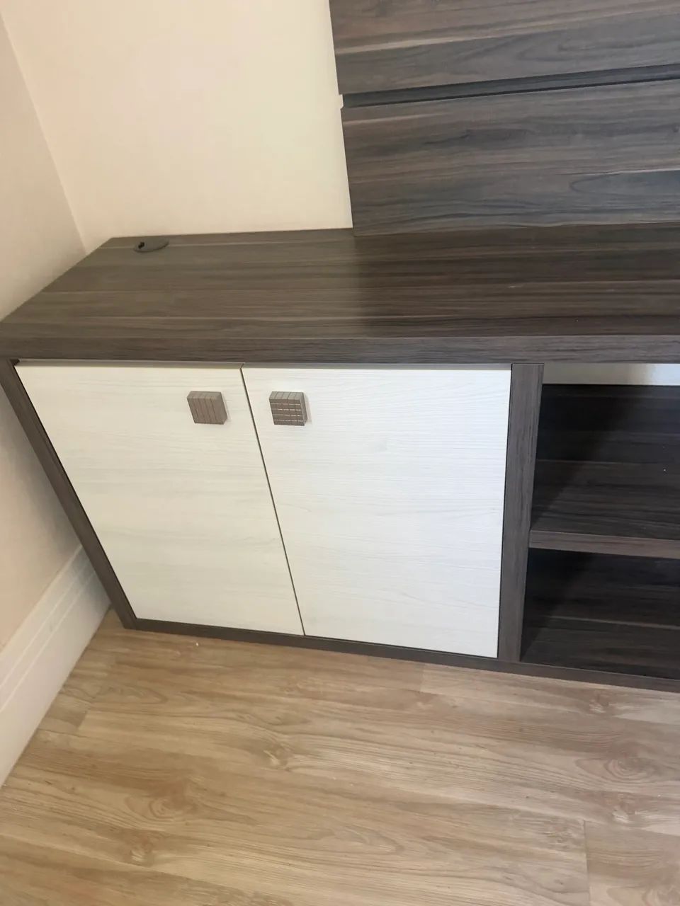 Lindo painel com móvel  rack  - Foto 3