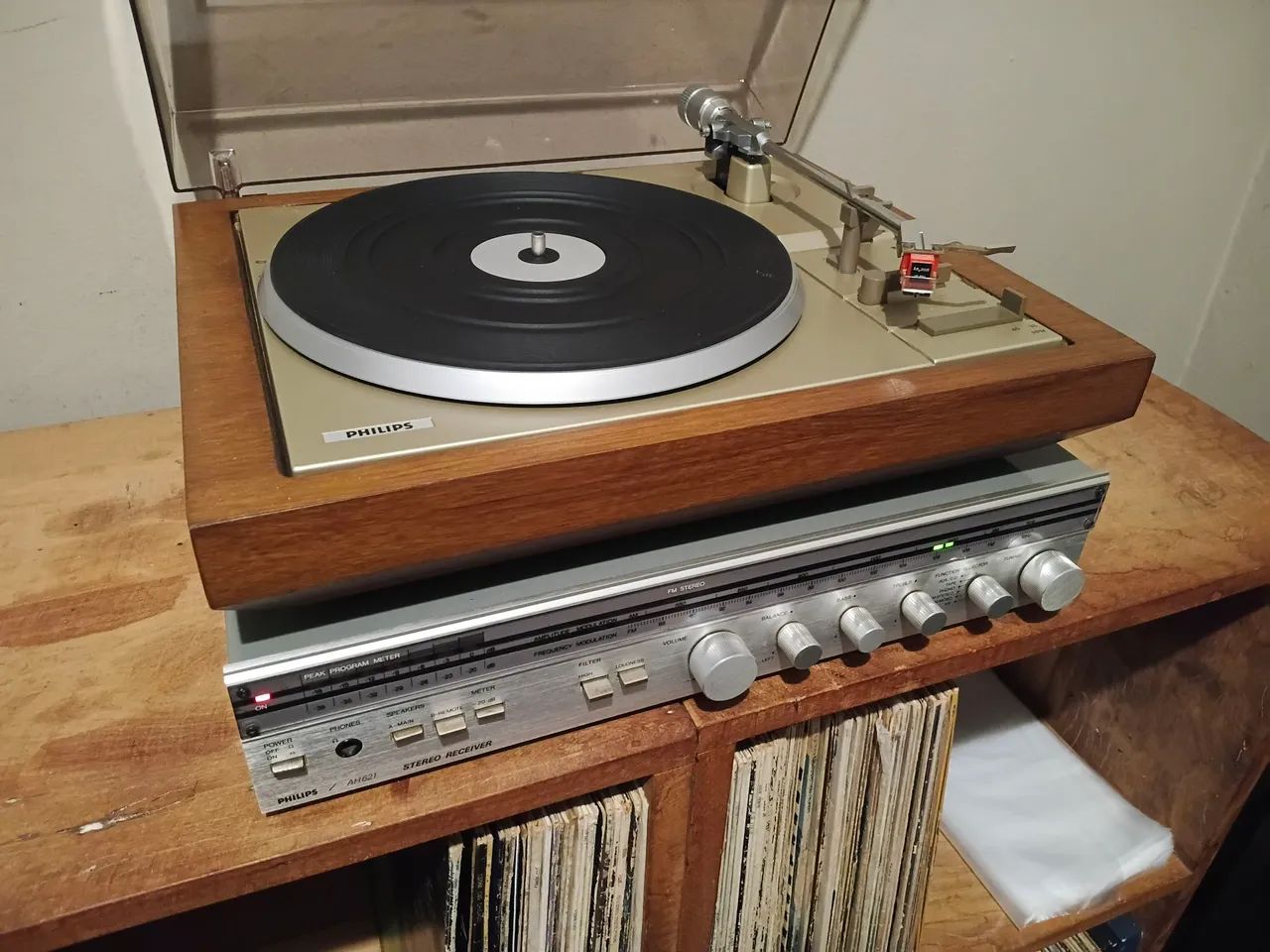 Conjunto philips toca disco e receiver 